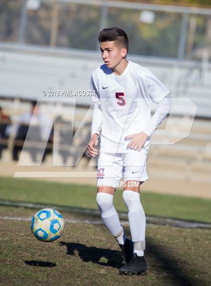 Thumbnail 3 in Whittier vs Maranatha photogallery.