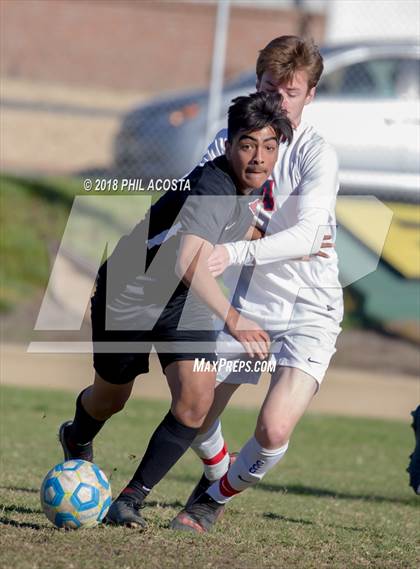 Thumbnail 3 in Whittier vs Maranatha photogallery.