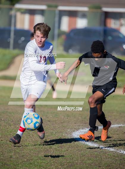 Thumbnail 3 in Whittier vs Maranatha photogallery.