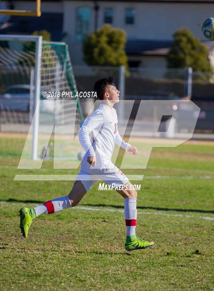 Thumbnail 3 in Whittier vs Maranatha photogallery.