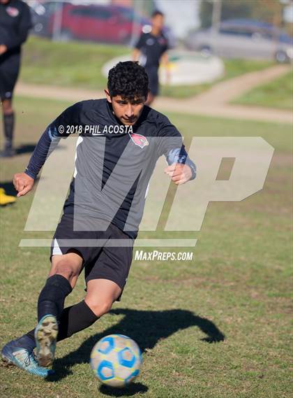 Thumbnail 3 in Whittier vs Maranatha photogallery.