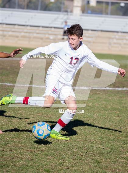Thumbnail 2 in Whittier vs Maranatha photogallery.