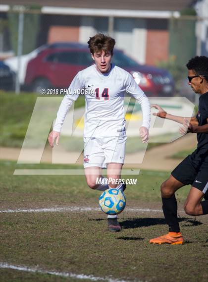 Thumbnail 3 in Whittier vs Maranatha photogallery.