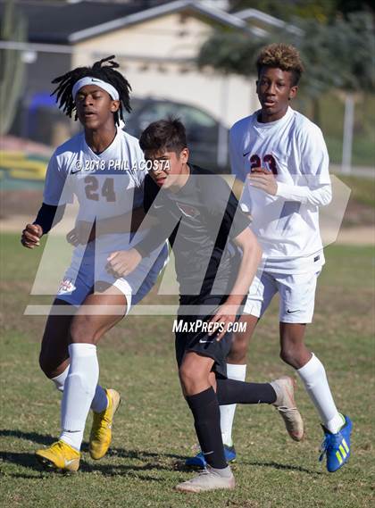 Thumbnail 2 in Whittier vs Maranatha photogallery.