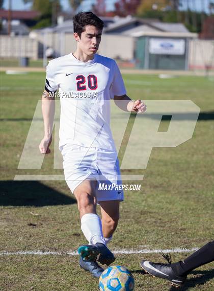 Thumbnail 2 in Whittier vs Maranatha photogallery.