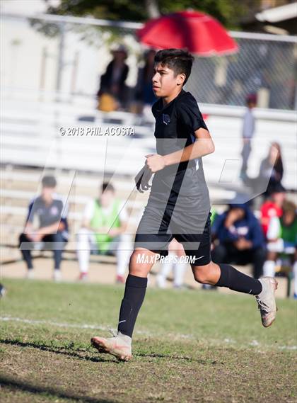 Thumbnail 3 in Whittier vs Maranatha photogallery.