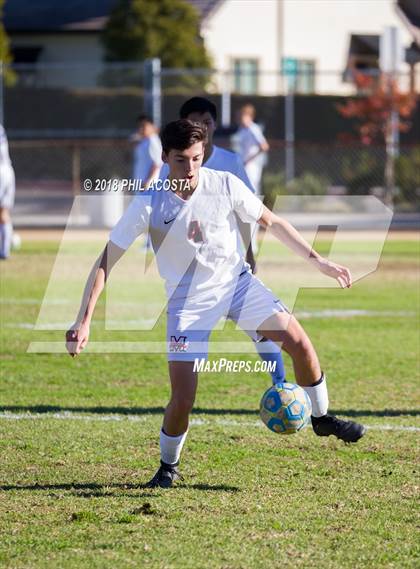 Thumbnail 3 in Whittier vs Maranatha photogallery.