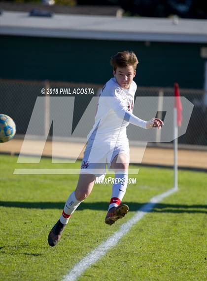 Thumbnail 2 in Whittier vs Maranatha photogallery.