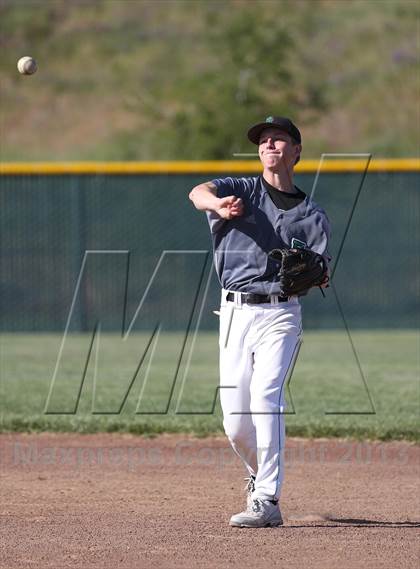 Thumbnail 2 in El Camino @ Antelope photogallery.