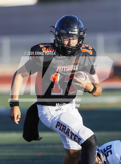 Thumbnail 3 in JV: Marin Catholic @ Pittsburg photogallery.