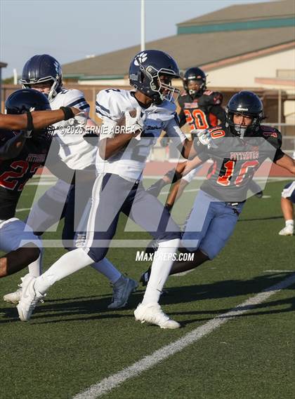 Thumbnail 3 in JV: Marin Catholic @ Pittsburg photogallery.