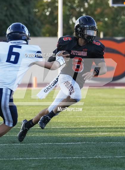 Thumbnail 2 in JV: Marin Catholic @ Pittsburg photogallery.