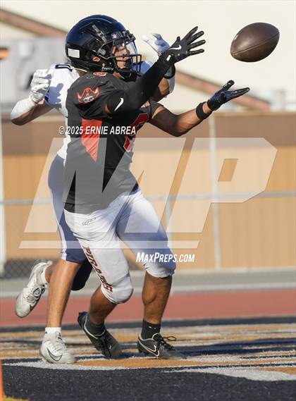 Thumbnail 3 in JV: Marin Catholic @ Pittsburg photogallery.