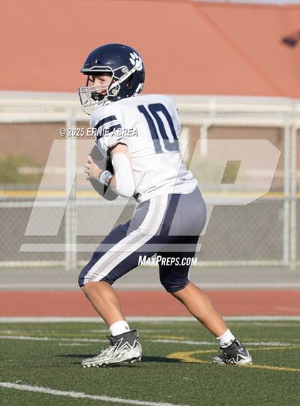 Thumbnail 2 in JV: Marin Catholic @ Pittsburg photogallery.