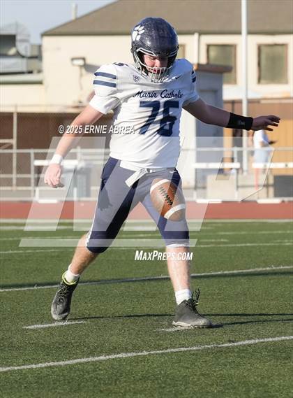 Thumbnail 1 in JV: Marin Catholic @ Pittsburg photogallery.