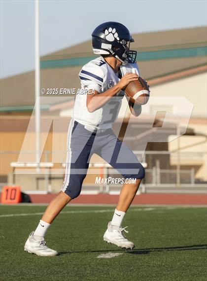 Thumbnail 2 in JV: Marin Catholic @ Pittsburg photogallery.