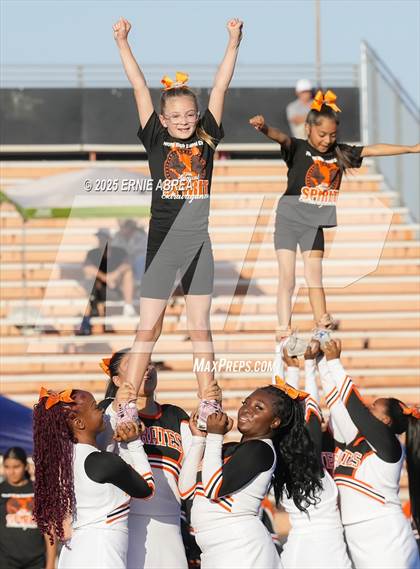 Thumbnail 2 in JV: Marin Catholic @ Pittsburg photogallery.