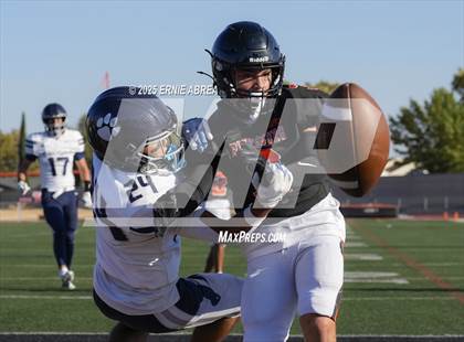 Thumbnail 3 in JV: Marin Catholic @ Pittsburg photogallery.