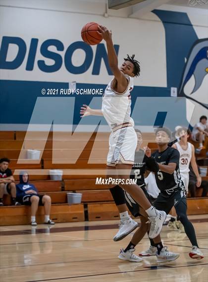 Thumbnail 3 in Army-Navy vs. Mission Hills (Regional Rumble) photogallery.