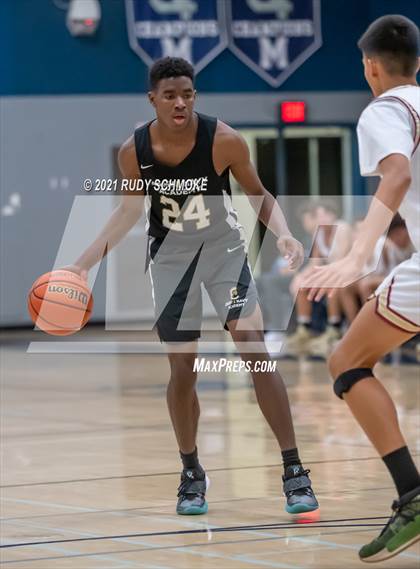 Thumbnail 1 in Army-Navy vs. Mission Hills (Regional Rumble) photogallery.