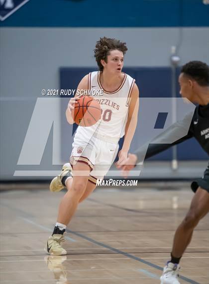 Thumbnail 1 in Army-Navy vs. Mission Hills (Regional Rumble) photogallery.