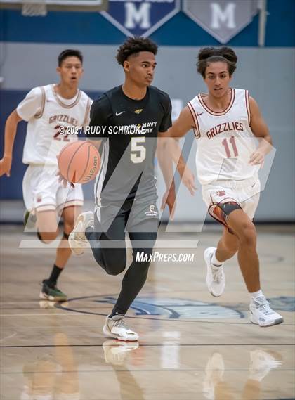 Thumbnail 1 in Army-Navy vs. Mission Hills (Regional Rumble) photogallery.