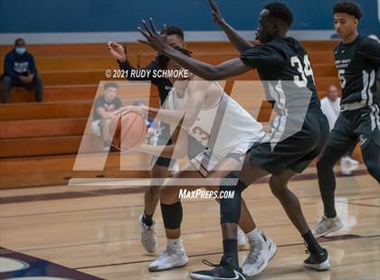 Thumbnail 1 in Army-Navy vs. Mission Hills (Regional Rumble) photogallery.