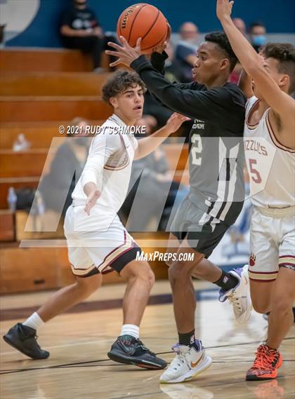 Thumbnail 3 in Army-Navy vs. Mission Hills (Regional Rumble) photogallery.