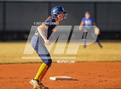 Thumbnail 1 in Marist @ Chamblee photogallery.
