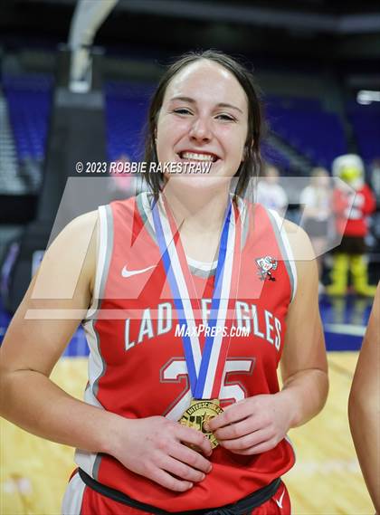 Thumbnail 3 in Fairfield vs. Holliday (UIL 3A Basketball State Final Medal Ceremony) photogallery.