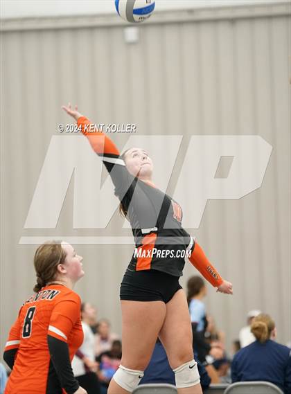 Thumbnail 3 in Fenton vs. St. Mary's Prep (Motor City Power Series) photogallery.