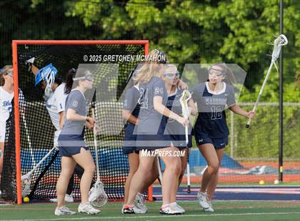Thumbnail 3 in Wilton @ Darien (FCIAC Finals) photogallery.