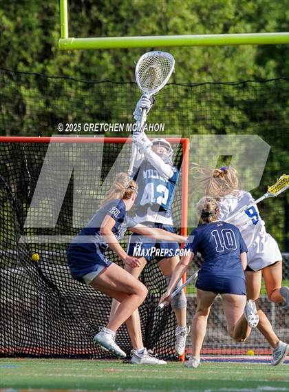 Thumbnail 2 in Wilton @ Darien (FCIAC Finals) photogallery.