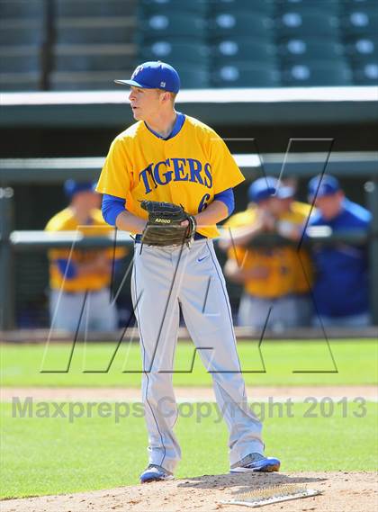 Thumbnail 2 in Round Rock vs. Frenship (Rock Hardball Classic) photogallery.