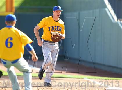 Thumbnail 1 in Round Rock vs. Frenship (Rock Hardball Classic) photogallery.