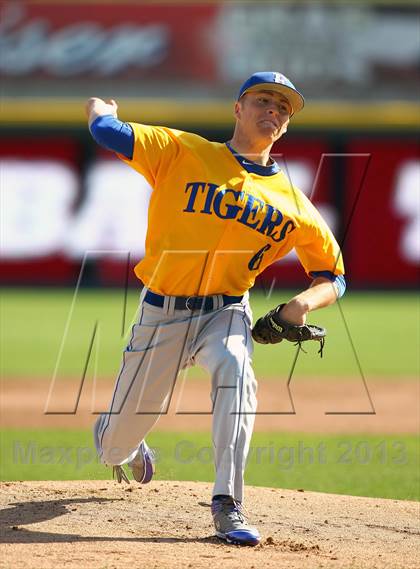 Thumbnail 2 in Round Rock vs. Frenship (Rock Hardball Classic) photogallery.