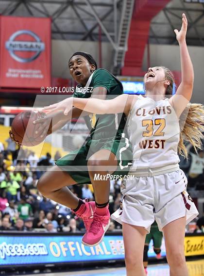 Thumbnail 1 in Long Beach Poly @ Clovis West (CIF Open DIV Southern Regional) photogallery.