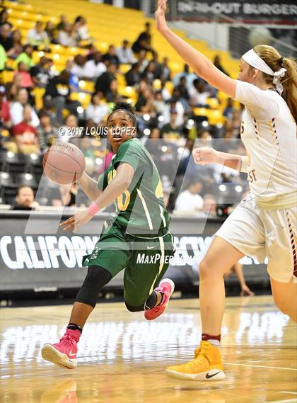 Thumbnail 3 in Long Beach Poly @ Clovis West (CIF Open DIV Southern Regional) photogallery.
