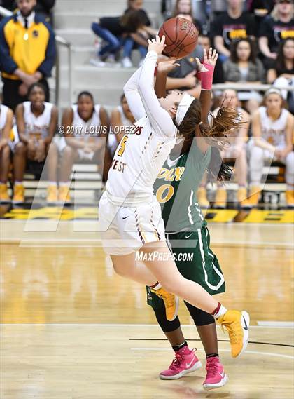 Thumbnail 2 in Long Beach Poly @ Clovis West (CIF Open DIV Southern Regional) photogallery.