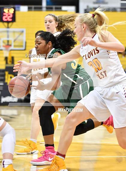 Thumbnail 3 in Long Beach Poly @ Clovis West (CIF Open DIV Southern Regional) photogallery.