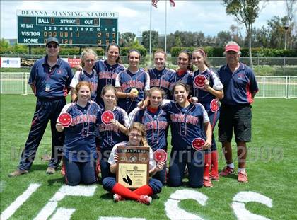 Thumbnail 2 in Marymount vs. La Salle (CIF SS D6 Final) photogallery.