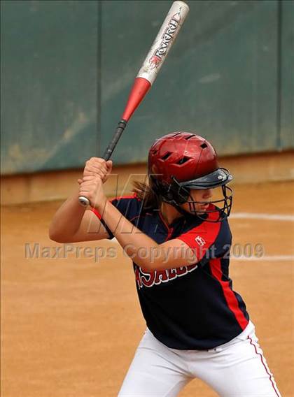 Thumbnail 3 in Marymount vs. La Salle (CIF SS D6 Final) photogallery.