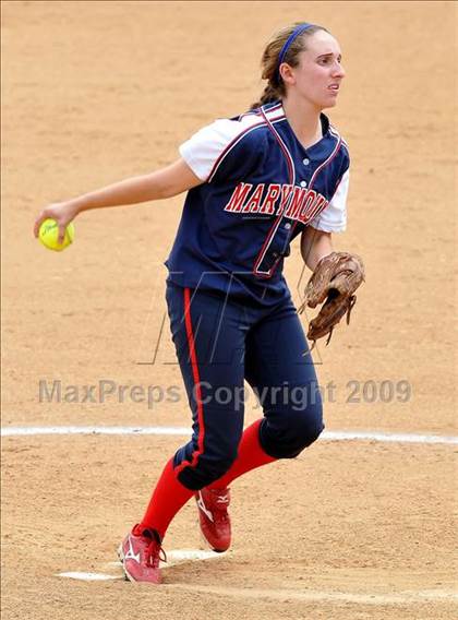 Thumbnail 2 in Marymount vs. La Salle (CIF SS D6 Final) photogallery.
