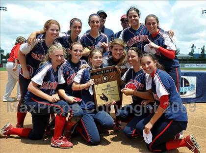 Thumbnail 3 in Marymount vs. La Salle (CIF SS D6 Final) photogallery.