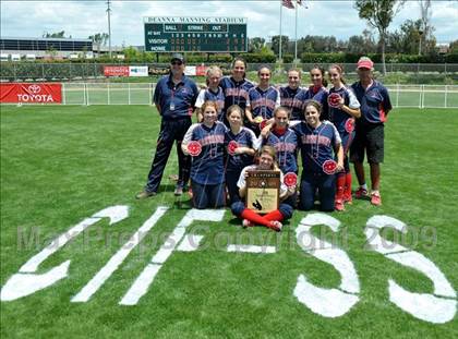 Thumbnail 2 in Marymount vs. La Salle (CIF SS D6 Final) photogallery.