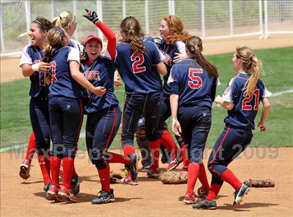 Thumbnail 3 in Marymount vs. La Salle (CIF SS D6 Final) photogallery.