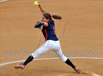 Thumbnail 1 in Marymount vs. La Salle (CIF SS D6 Final) photogallery.