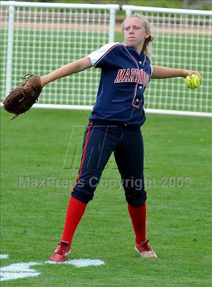 Thumbnail 2 in Marymount vs. La Salle (CIF SS D6 Final) photogallery.