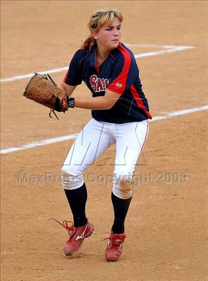 Thumbnail 2 in Marymount vs. La Salle (CIF SS D6 Final) photogallery.