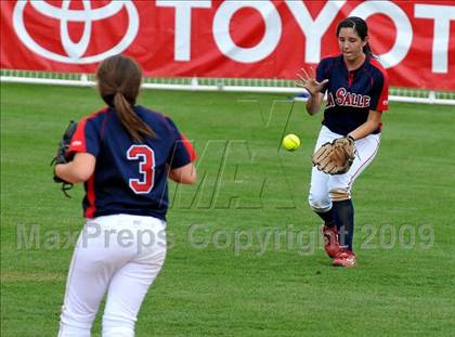 Thumbnail 3 in Marymount vs. La Salle (CIF SS D6 Final) photogallery.